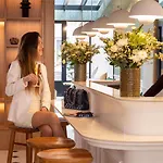 Mercure La Sorbonne Saint-germain-des-pres Szálloda 4*