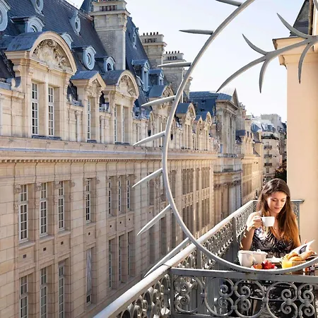 Mercure La Sorbonne Saint-germain-des-pres 4*