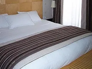 Mercure La Sorbonne Saint-germain-des-pres מלון